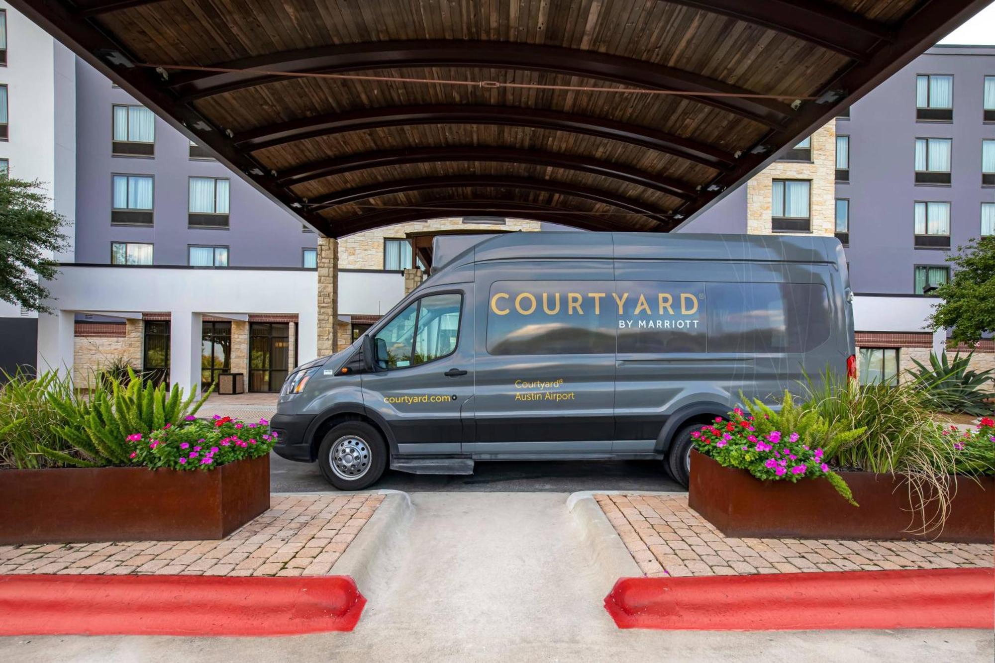 Courtyard Airport Austin