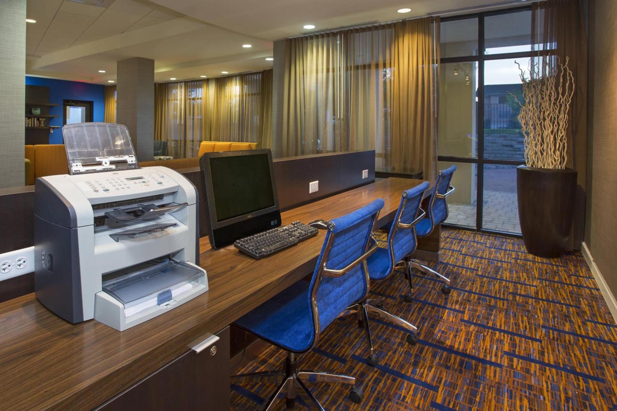 Courtyard Airport 3* Austin